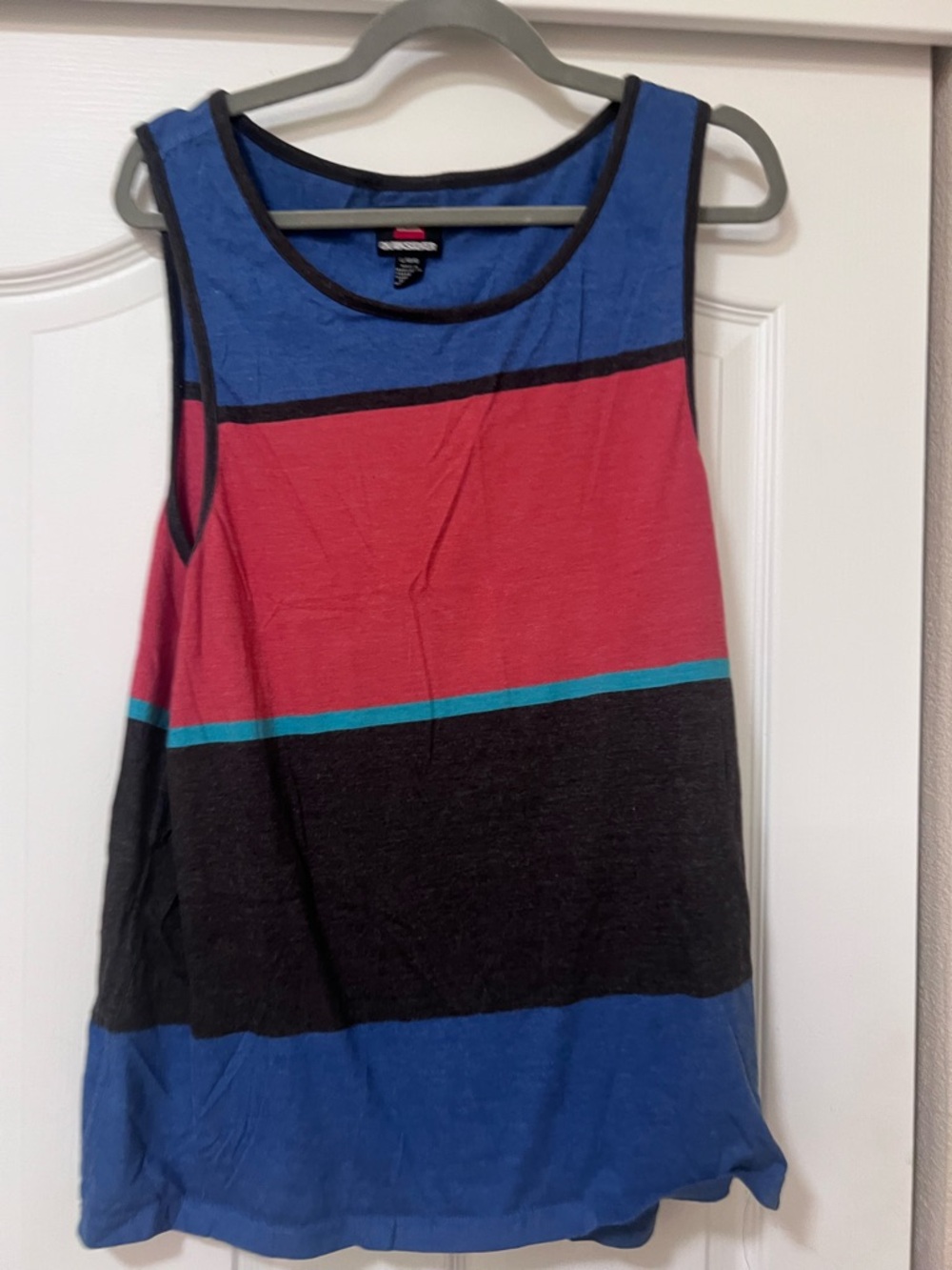 Quicksilver Tank Top - Blue, Red, Black - men’s large - Picture 1 of 4